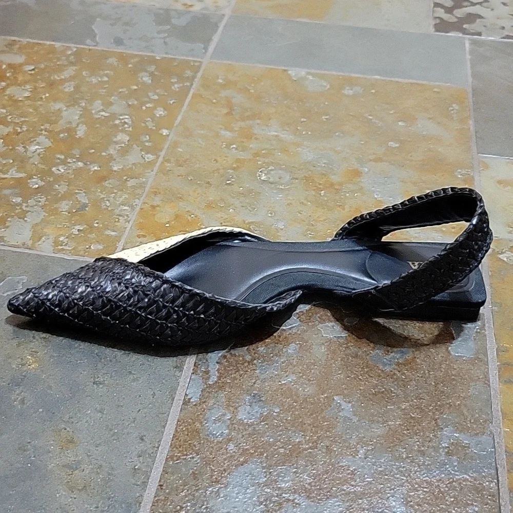 Zara Raffia Slingback Colorblock Flats in Black & Cream - EU Size 37 or US 6.5/7 - Picture 7 of 11